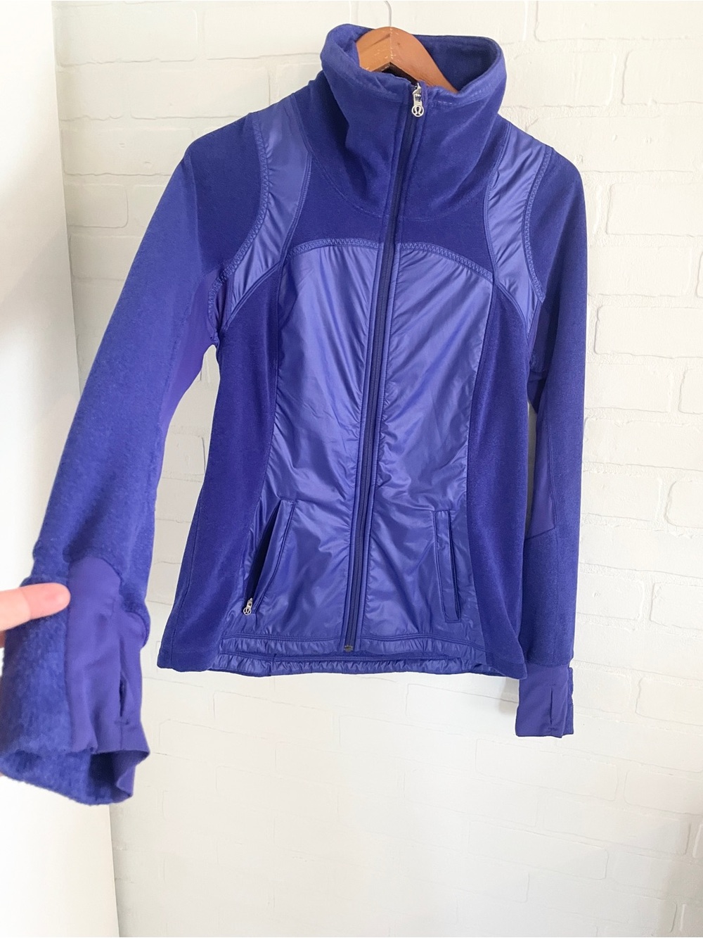 Lululemon Run Gust Buster Jacket Archival Ruched Panel Blue Sz 8 - Picture 5 of 16